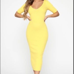 FASHION NOVA SHORT SLEEVE MIDI KNIT YELLOW DRESS WOMENS SIZE SMALL